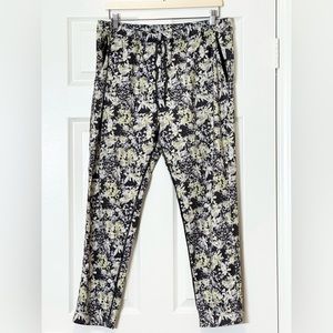 Women’s LULULEMON Drawstring Multicolor Floral Dance Studio Pants